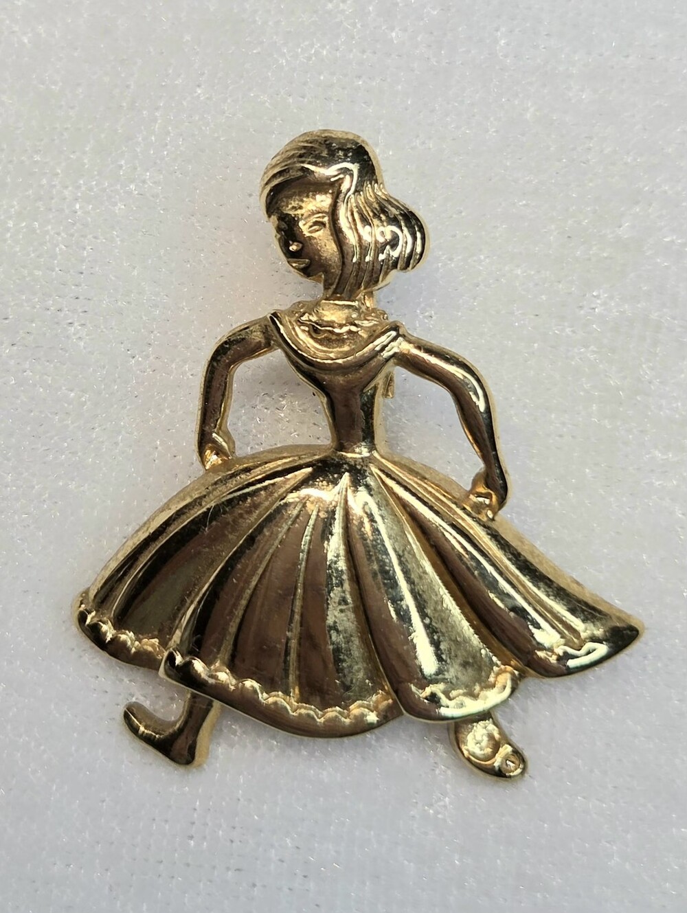Vintage Gold-toned Dancing Girl Figural Brooch / Pin
